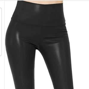 New with tags Viv Collection High Waisted Faux Leather Leggings